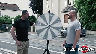 HITZEFREI German MILF Bonny Evil spirit fucking a fan
